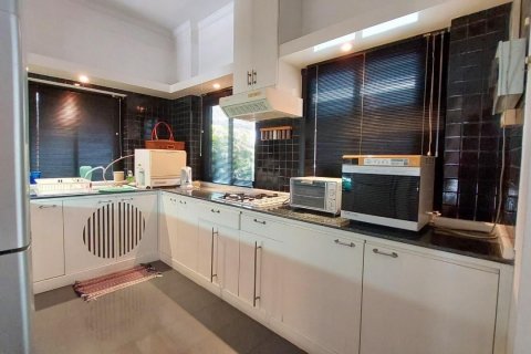 Casa de 3 dormitorios en Pattaya, Tailandia № 65199 - foto 11