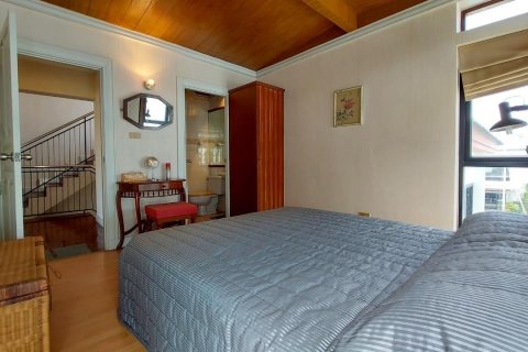 Casa de 3 dormitorios en Pattaya, Tailandia № 65199 - foto 15