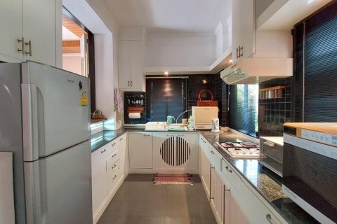 Casa de 3 dormitorios en Pattaya, Tailandia № 65199 - foto 4