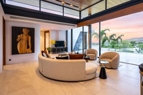 Villa on Layan Beach, Thailand 4 bedrooms № 70392 - photo 16
