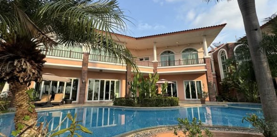 Villa à Pattaya, Thaïlande 6 chambres № 177798