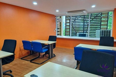 Local comercial 200 m2 en Chiang Mai, Tailandia № 162596 - foto 3
