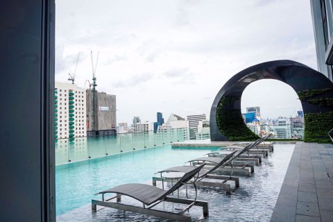 Sobre plano Edge Sukhumvit 23 en Bangkok, Tailandia № 36660 - foto 14