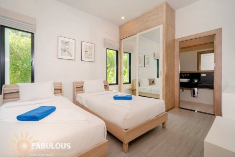 Chalet de 3 dormitorios en Bang Tao, Tailandia № 179293 - foto 17