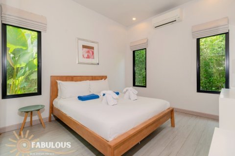 Chalet de 3 dormitorios en Bang Tao, Tailandia № 179293 - foto 18