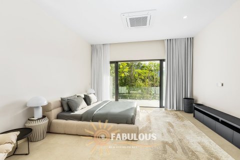Chalet de 4 dormitorios en Bang Tao, Tailandia № 179289 - foto 6