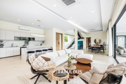 Chalet de 4 dormitorios en Bang Tao, Tailandia № 179289 - foto 16
