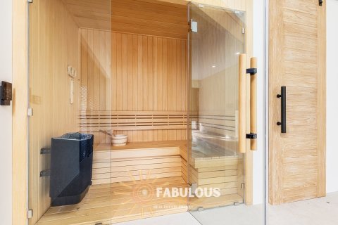 Chalet de 4 dormitorios en Bang Tao, Tailandia № 179289 - foto 3