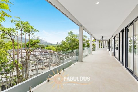 Chalet de 4 dormitorios en Bang Tao, Tailandia № 179289 - foto 18
