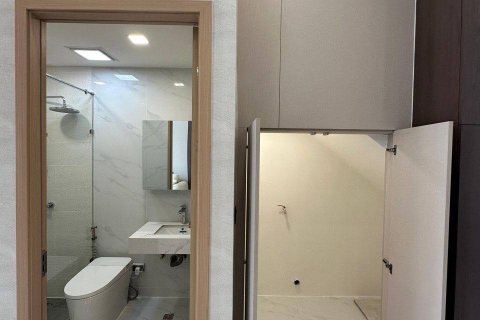 Chalet de 4 dormitorios en Pattaya, Tailandia № 173954 - foto 19