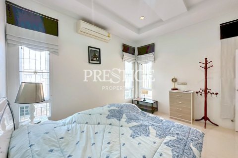 Casa de 2 dormitorios en Pattaya, Tailandia № 209046 - foto 7