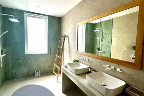 Chalet de 3 dormitorios en Ko Samui, Tailandia № 179898 - foto 16
