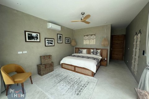 Chalet de 4 dormitorios en Ko Samui, Tailandia № 179897 - foto 5