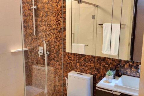 Condominio de 2 dormitorios en Sathon, Bangkok, Tailandia № 53963 - foto 8