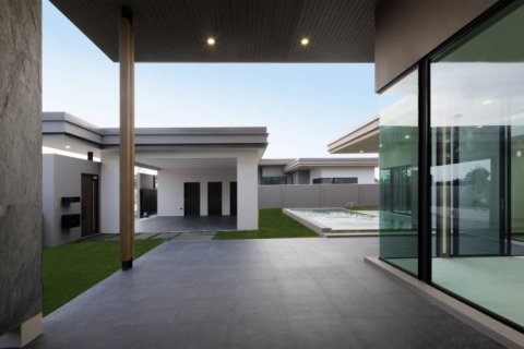 Villa in Pattaya, Thailand 3 Schlafzimmer № 176823 - Foto 10