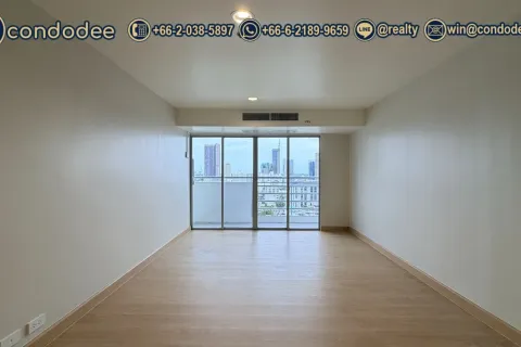Condominio de 2 dormitorios en Watthana, Bangkok, Tailandia № 202305 - foto 11