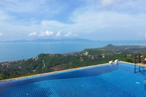 Chalet de 5 dormitorios en Surat Thani, Tailandia № 115468 - foto 4