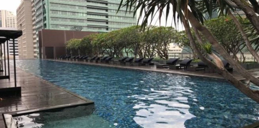 Apartamento de 2 dormitorios en Bangkok, Tailandia № 202744