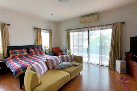 Casa de 4 dormitorios en Saraphi, Tailandia № 55377 - foto 7