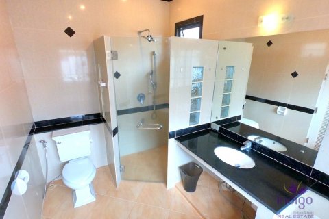 Casa de 4 dormitorios en Saraphi, Tailandia № 55377 - foto 12