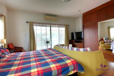 Casa de 4 dormitorios en Saraphi, Tailandia № 55377 - foto 8