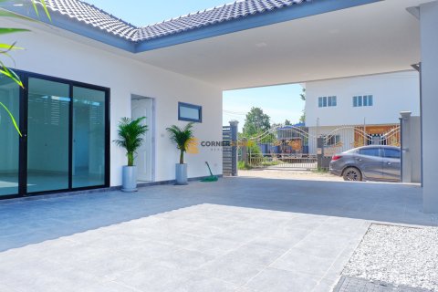 Estudio en Pattaya, Tailandia № 194700 - foto 3