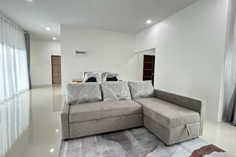 Chalet de 3 dormitorios en Hua Hin, Tailandia № 146803 - foto 5