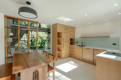 Chalet de 1 dormitorio en Surat Thani, Tailandia № 146802 - foto 2