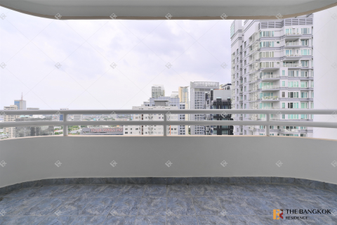 Condominio de 3 dormitorios en Bangkok, Tailandia № 194592 - foto 4