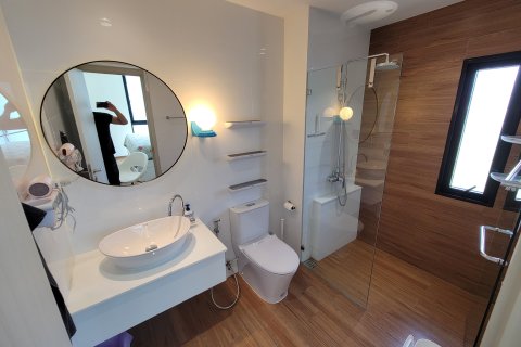 Condominio de 2 dormitorios en Phuket, Tailandia № 169322 - foto 5