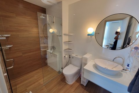 Condominio de 2 dormitorios en Phuket, Tailandia № 169322 - foto 26