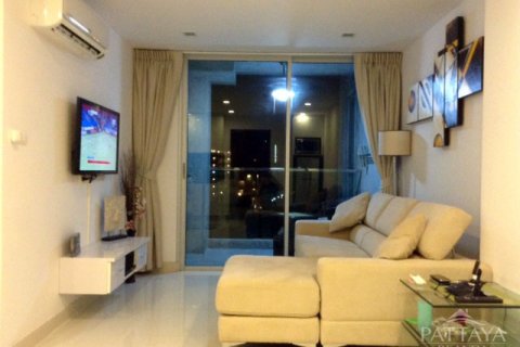 Condominio de 1 dormitorio en Pattaya, Tailandia № 204079 - foto 2