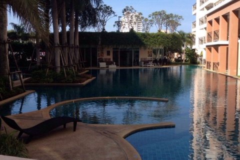 Estudio en el condominio en Jomtien Beach, Pattaya, Tailandia № 204082 - foto 2