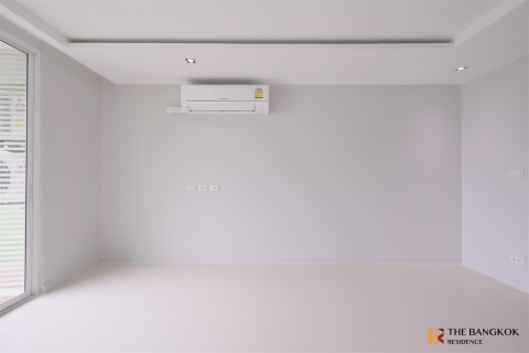 Condominio de 1 dormitorio en Bangkok, Tailandia № 186241 - foto 10