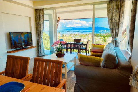 Condo in Ko Samui, Thailand, 1 bedroom  № 180243 - photo 12