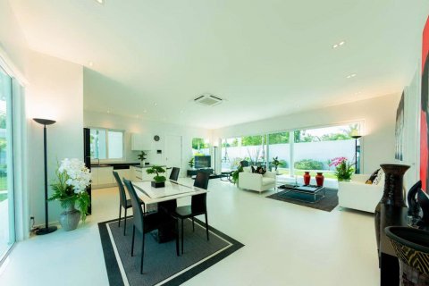 Casa de 3 dormitorios en Hua Hin, Tailandia № 66460 - foto 8