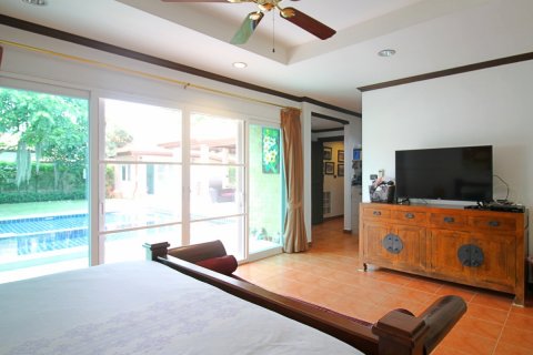 Casa de 4 dormitorios en Pattaya, Tailandia № 66461 - foto 6