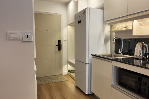 Condo in Bangkok, Thailand, 1 bedroom № 156321 - photo 7