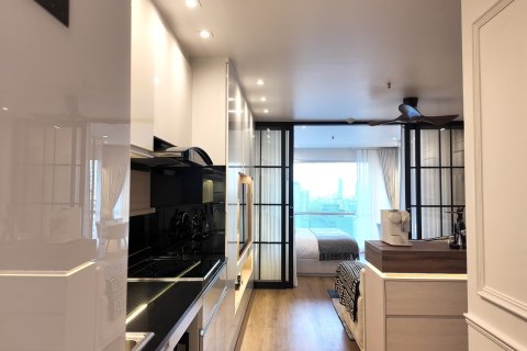 Condo in Bangkok, Thailand, 1 bedroom № 156321 - photo 8