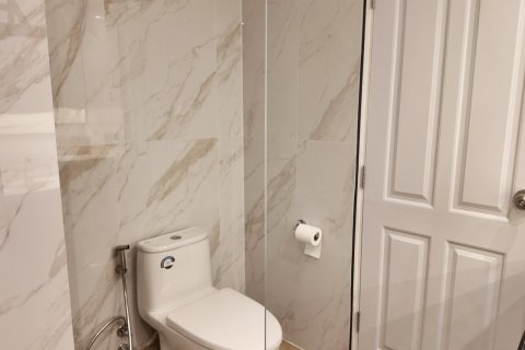 Condo in Bangkok, Thailand, 1 bedroom № 156321 - photo 12