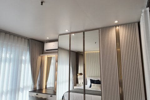 Condo in Bangkok, Thailand, 1 bedroom № 156321 - photo 10