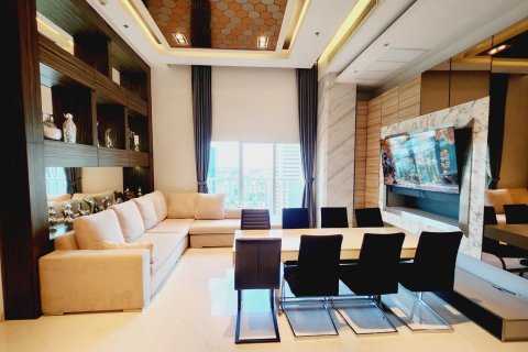 Condo à Bangkok, Thaïlande, 4 chambres  № 156320