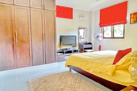 Studio dans le Condo sur Jomtien Beach, Pattaya, Thaïlande № 156322 - photo 17