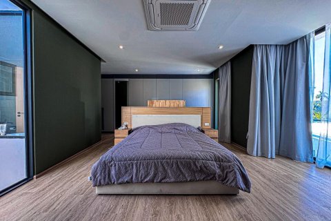 Chalet de 3 dormitorios en Phuket, Tailandia № 170658 - foto 5