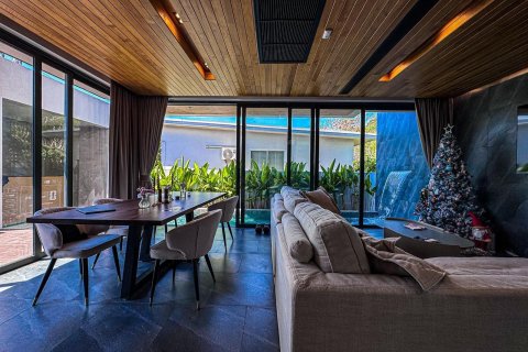 Chalet de 3 dormitorios en Phuket, Tailandia № 170658 - foto 19