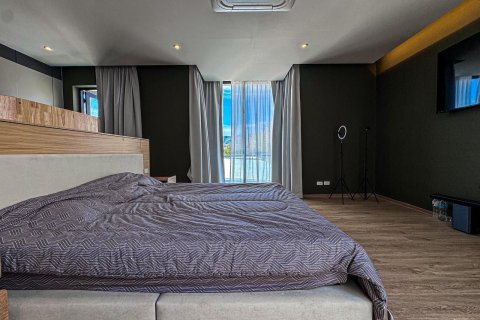 Chalet de 3 dormitorios en Phuket, Tailandia № 170658 - foto 13