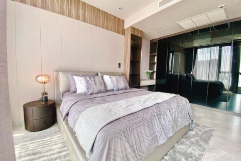 Eigentumswohnung in Watthana, Bangkok, Thailand, 3 Schlafzimmer № 170656 - Foto 15
