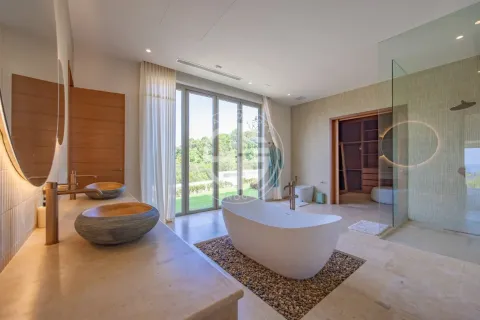 Chalet de 3 dormitorios en Layan Beach, Tailandia № 190612 - foto 14