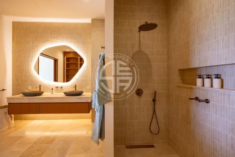 Chalet de 3 dormitorios en Layan Beach, Tailandia № 190612 - foto 18