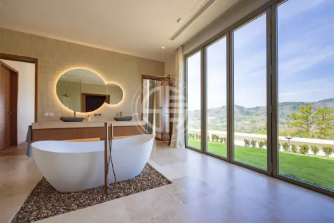 Chalet de 3 dormitorios en Layan Beach, Tailandia № 190612 - foto 15